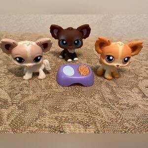 Littlest Pet Shop 3 Chihuahua Dogs Lot #483 #219 #96 with Dog Dish Extra
